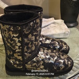 Ugg Sierra Boots Sequin Camo Floral Faux Fur Designer Luxury Celebrity #152